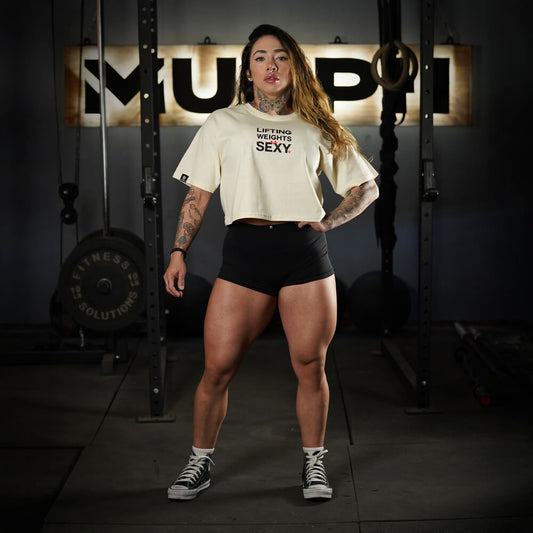 Crop Top Oversize Lifting Weights Is SEXY - Sweet Cream
