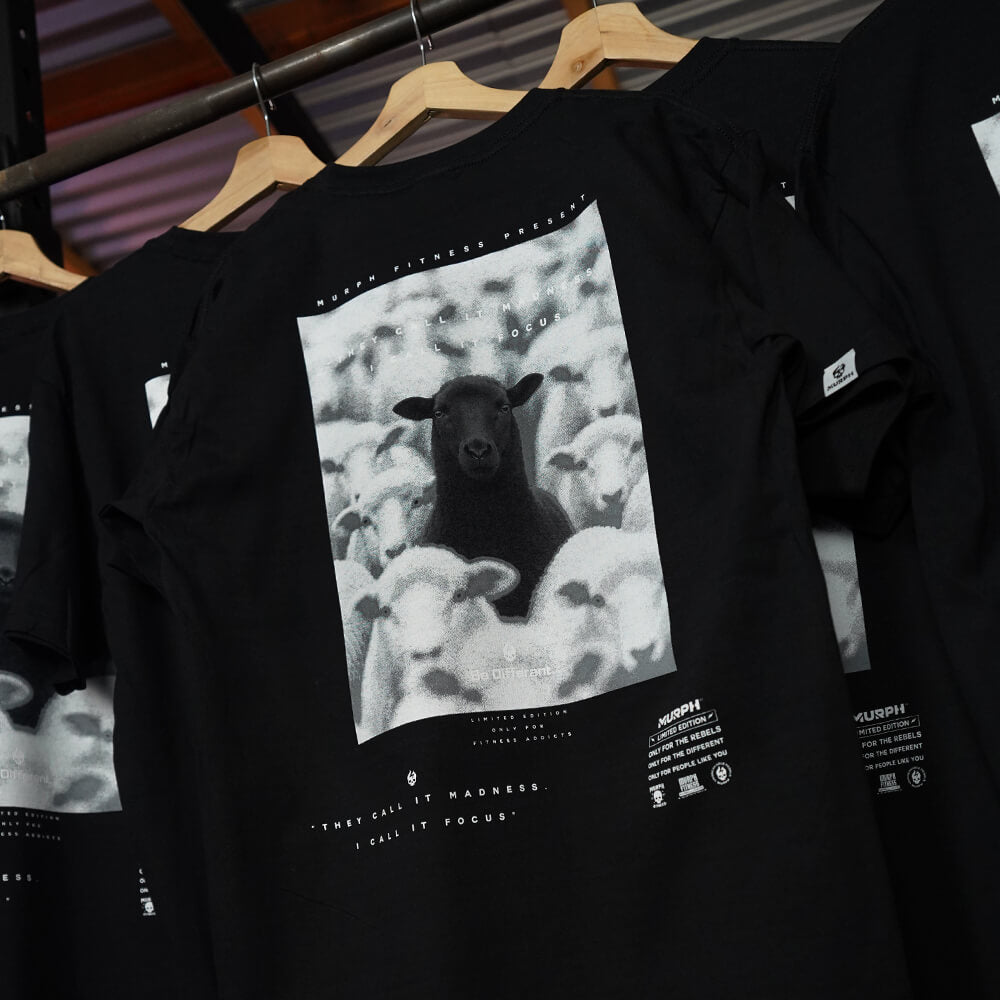 Polera Oversize OVEJA NEGRA - Negro