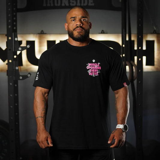 Polera Regular fit MUSCLE UPGRADE EVERY OUTFIT - Negro
