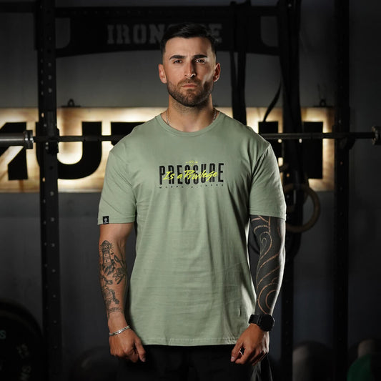 Polera Regular fit Pressure is a Privilege - Mossy