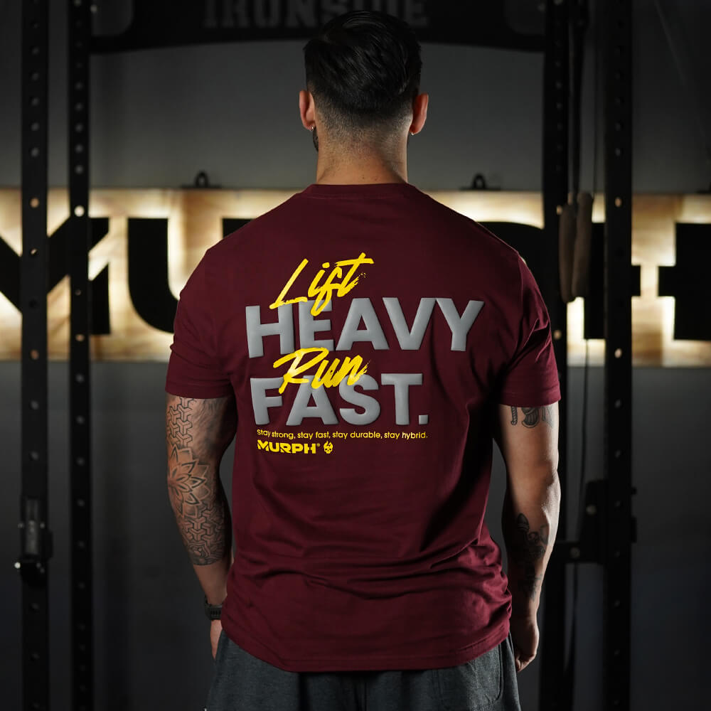 Polera Regular Fit LIFT HEAVY & RUN FAST - Burdeo