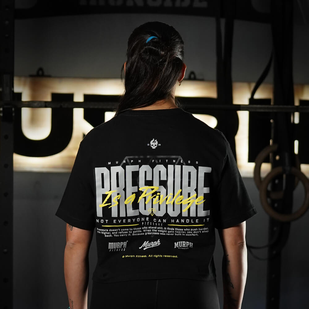 Crop Top Pressure is a Privilege - Negro