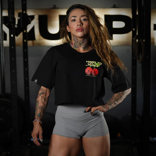 Crop Top Oversize HARD TO RESIST - Negro