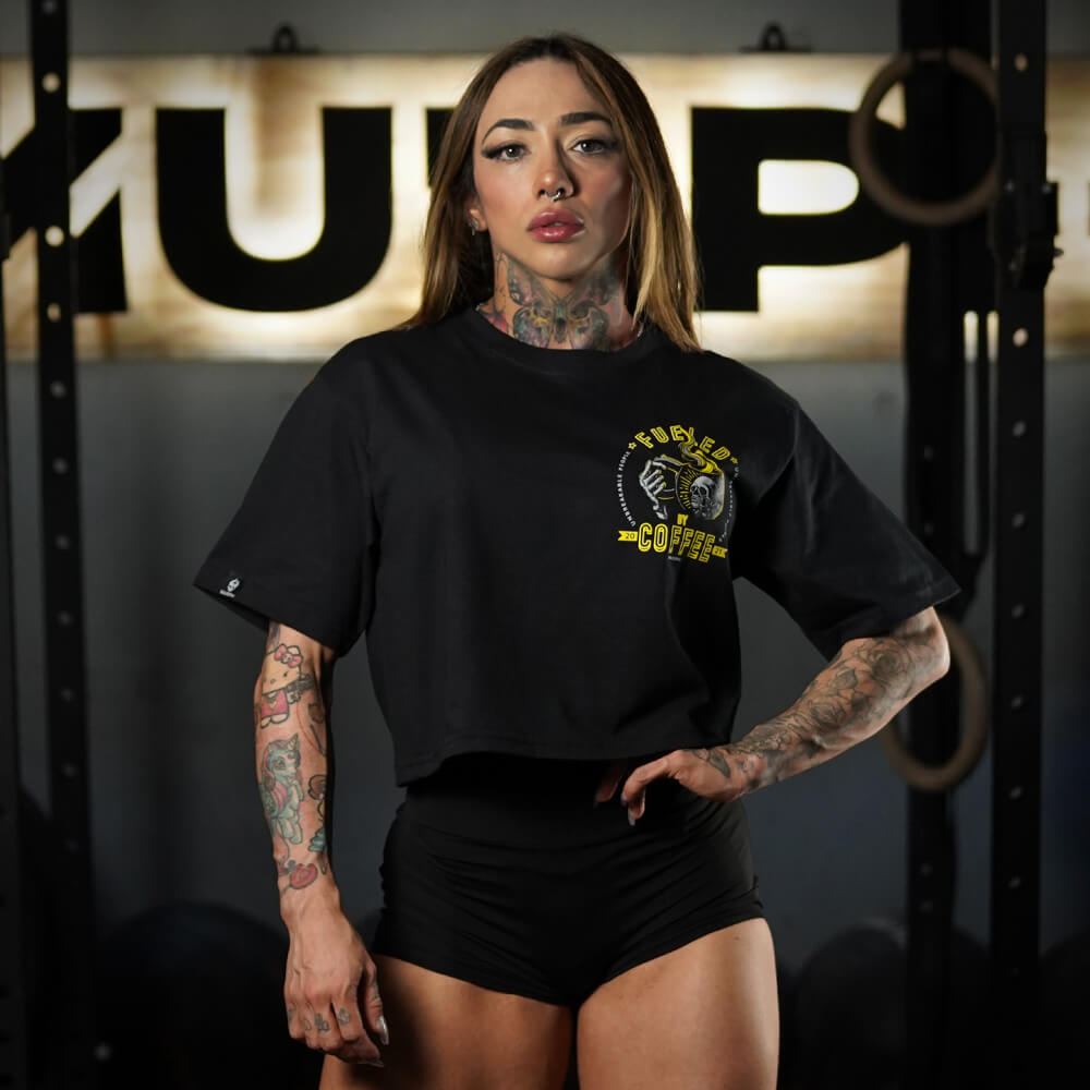 Crop Top Oversize Fueled By Coffee - Negro