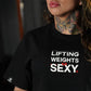Crop Top Oversize Lifting Weights Is SEXY - Negro