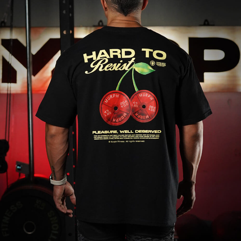 Polera Oversize HARD TO RESIST - Negro