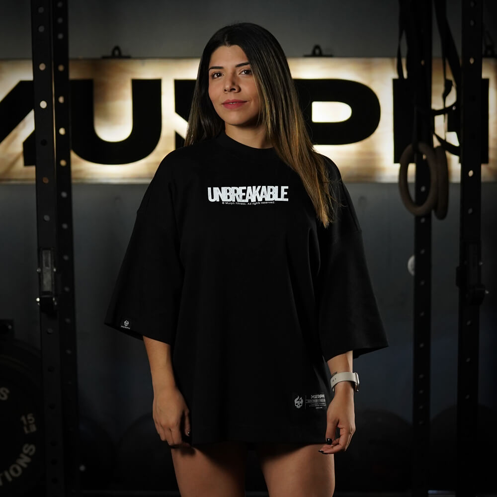 Polera Oversize ICON UNBREAKABLE - Negro