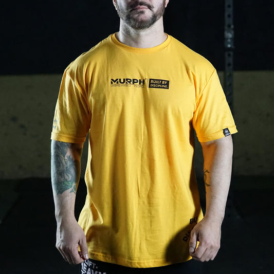 Polera Regular Fit Built By Discipline - Amarillo