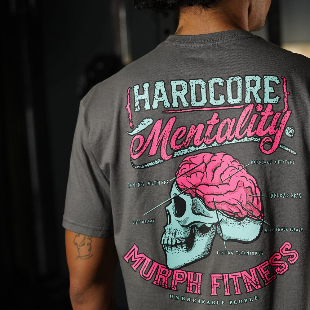 Polera Regular Fit Hardcore Mentality - Gris Charcoal