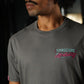 Polera Regular Fit Hardcore Mentality - Gris Charcoal