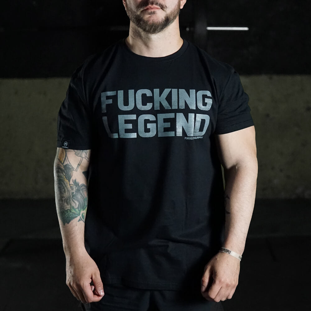 Polera Regular Fit Fucking Legend - Negro