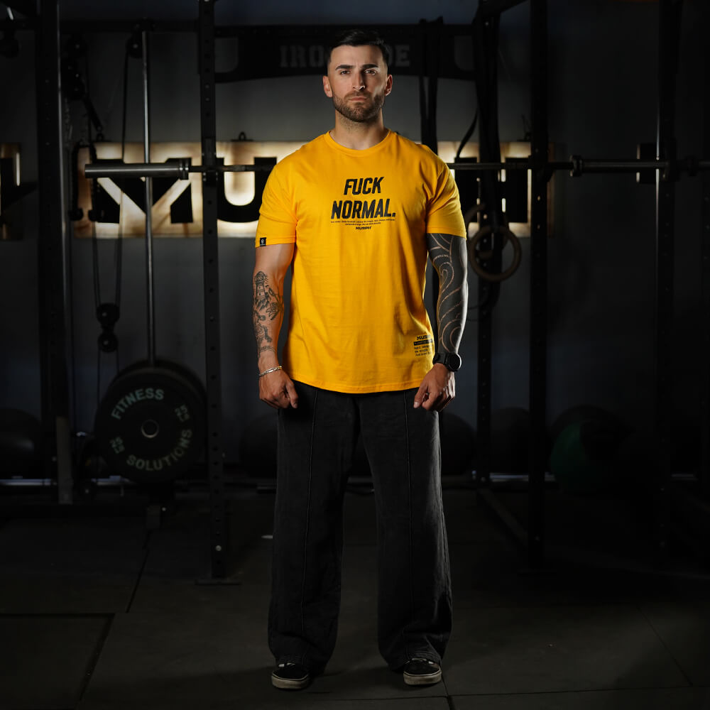 Polera Regular Fit FUCK NORMAL - Amarillo