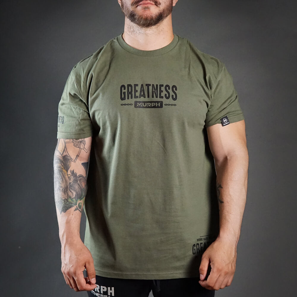 Polera Regular Fit Greatness - Verde Táctico