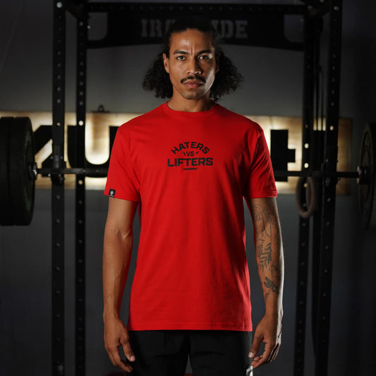 Polera Regular fit Haters Vs Lifters - Rojo