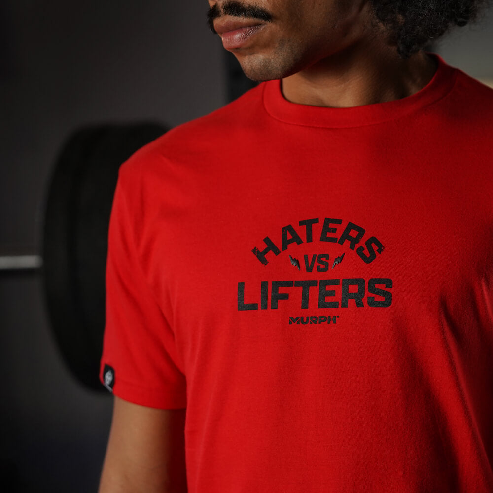 Polera Regular fit Haters Vs Lifters - Rojo