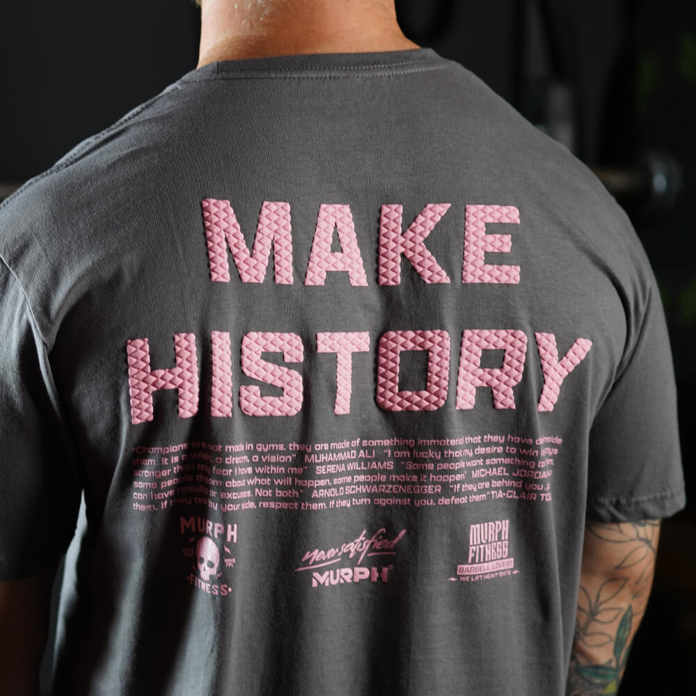 Polera Regular Fit Make History - Gris Charcoal