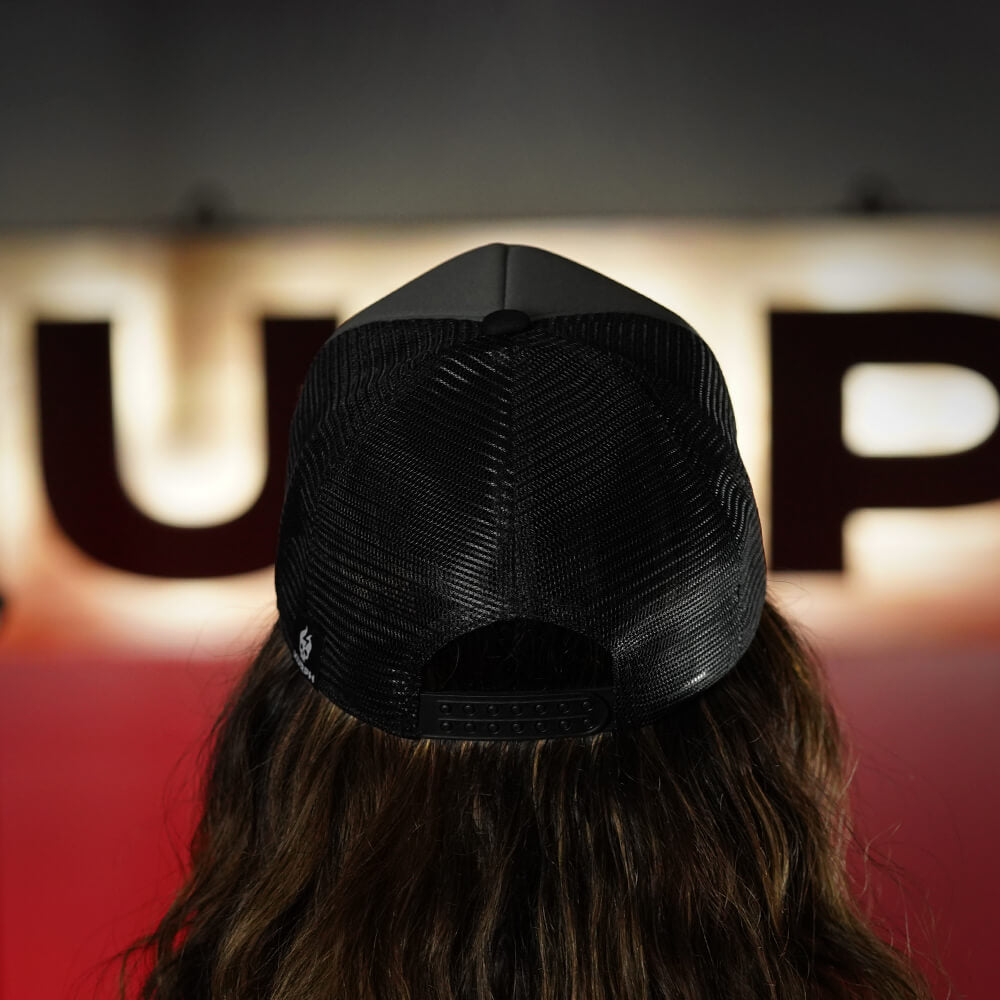 Curved Trucker Lift Heavy - Steel Gray